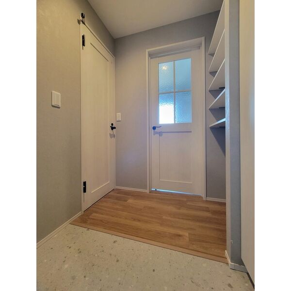 Louis Apartment 豊中蛍池 イースト 室内写真1