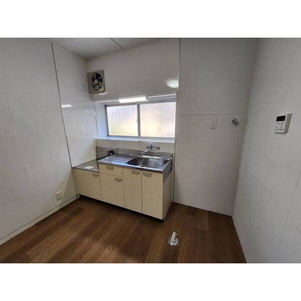 稲沢市田代二丁目戸建 室内写真1
