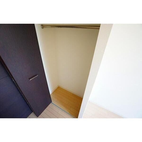 アーデンタワー西本町 室内写真5