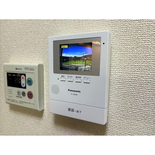 サープラスニュータナダ 室内写真6