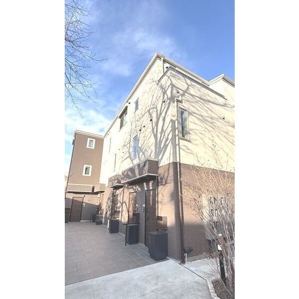 ガーデンクレスト小日向台 建物画像