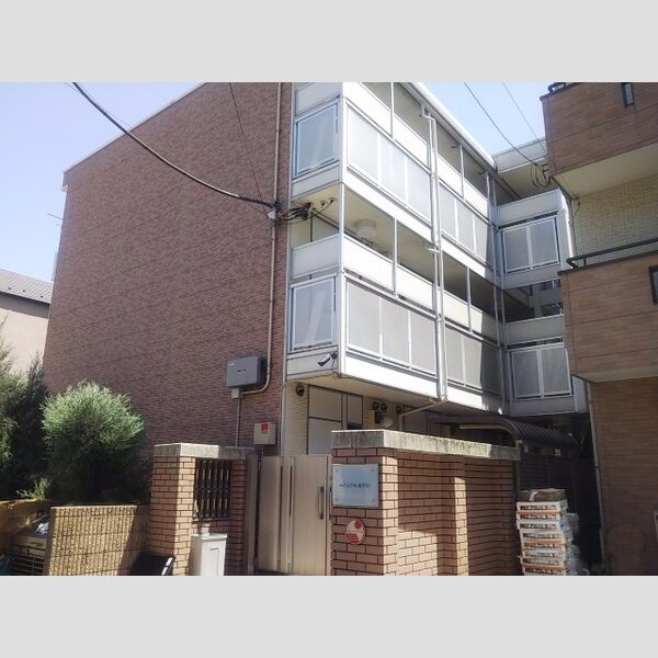 レオパレスエイムフル北千住 建物画像