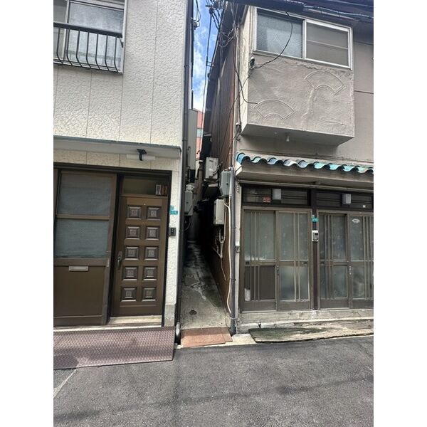 八幡屋4丁目貸家