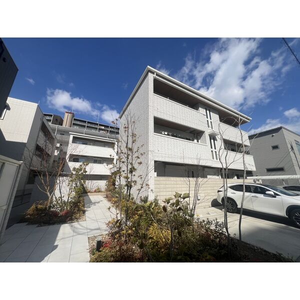 シャーメゾンshin-osaka west