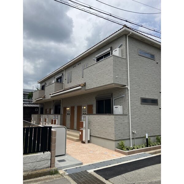 アイディメゾンF