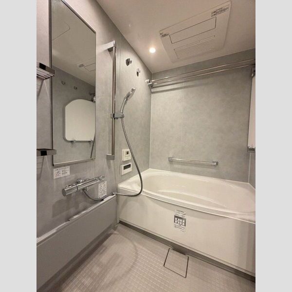 プレミスト京都三条堀川 室内写真4