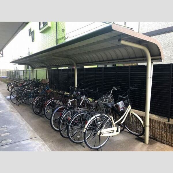 レオパレスブルーム スミ 室内写真3