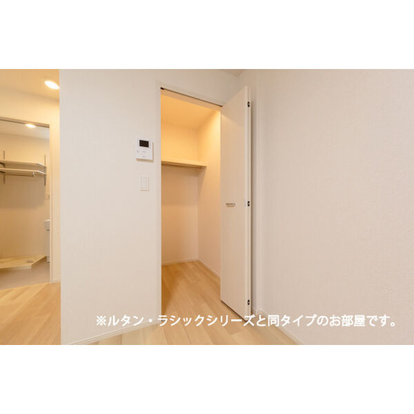 フィウッジセレーノ 室内写真5