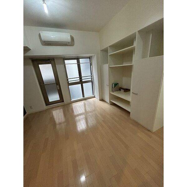 KDX堺筋本町レジデンス 室内写真2