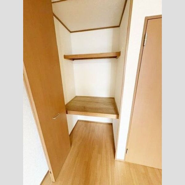 アビタシオン奈佐原A棟 室内写真9