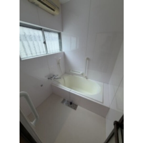 豊南町東2丁目戸建貸家 室内写真1