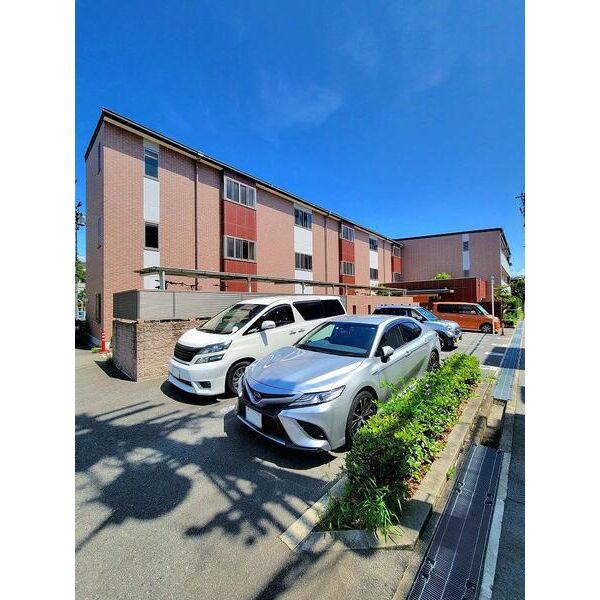 Loyal f Maison 建物画像