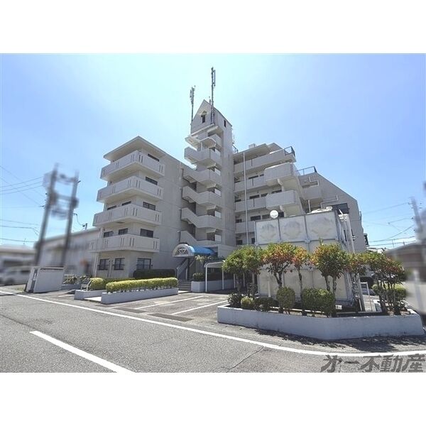 グランディオールシラトリ 建物画像