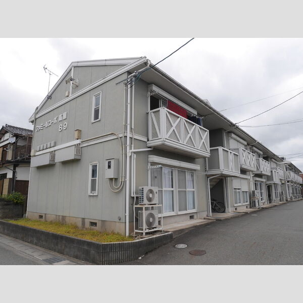 ファミールコーポ高屋8