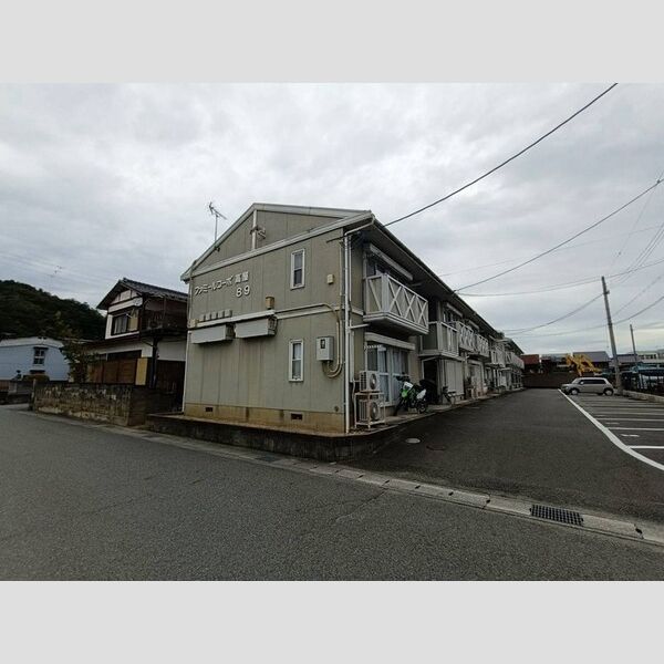 ファミールコーポ高屋9