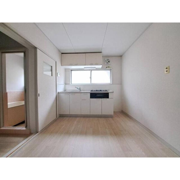 マンション城山 室内写真1