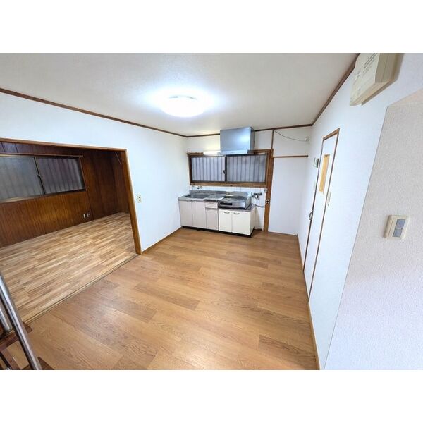 高鷲5丁目戸建 室内写真1