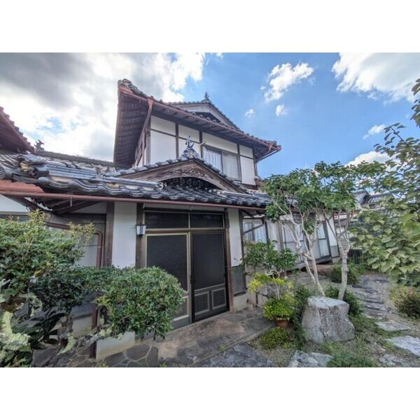 アルバプレイス萩原新町