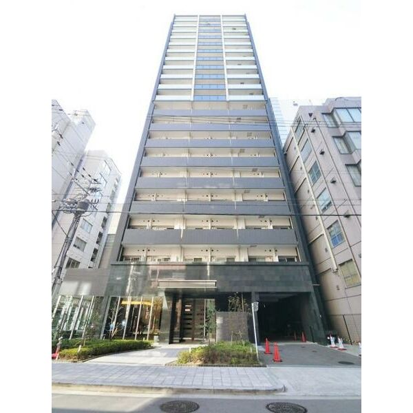 プレサンスタワー北浜 建物画像