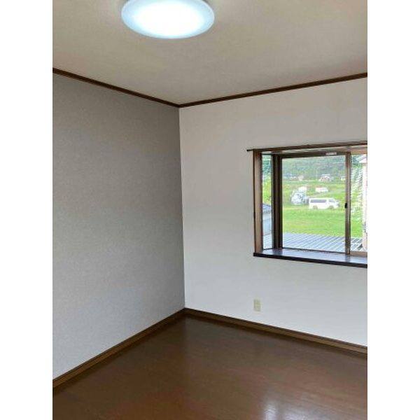 山県市西深瀬戸建 室内写真8