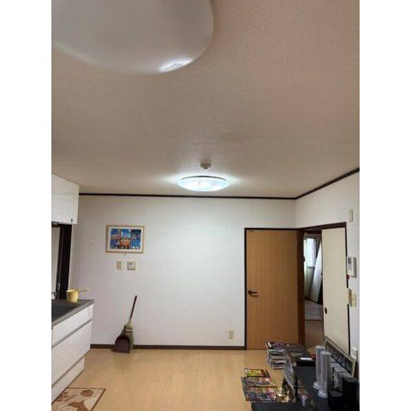 岐阜市加野一丁目戸建 室内写真1