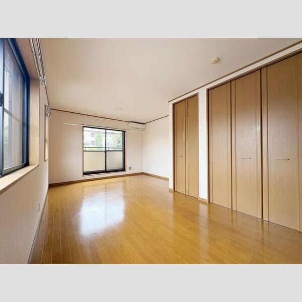 CASA夏見台 室内写真1