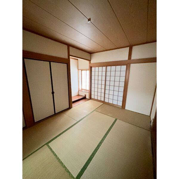 東境町焼田借家 室内写真6