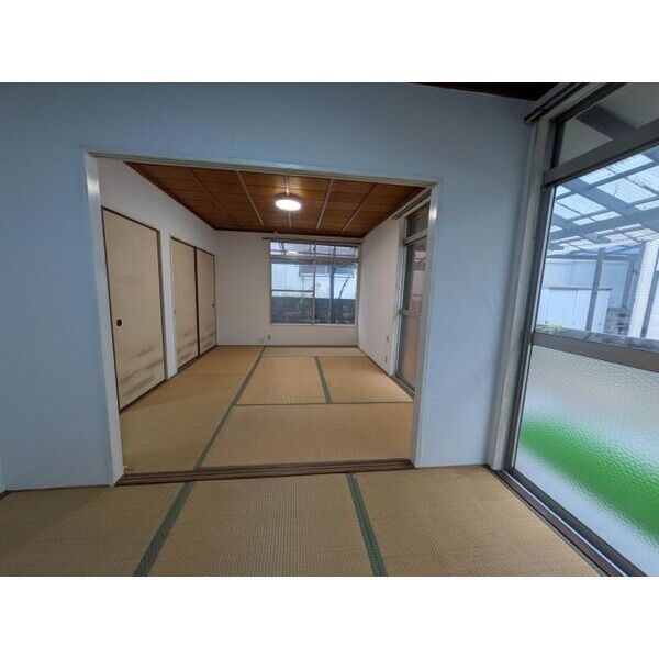 新在家戸建て 室内写真1