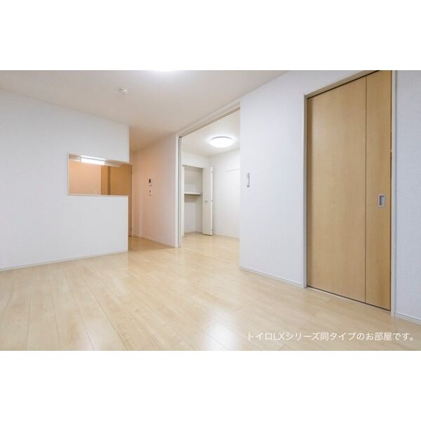 ルミナ手柄Ⅱ 室内写真1