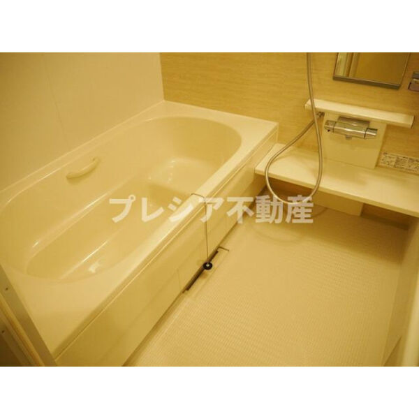 セラヴィ甲子園 室内写真4