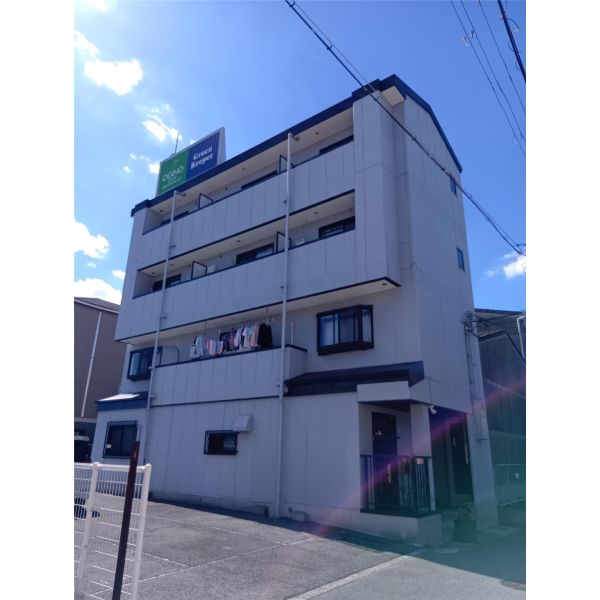 プリンスヴィラ百百 建物画像
