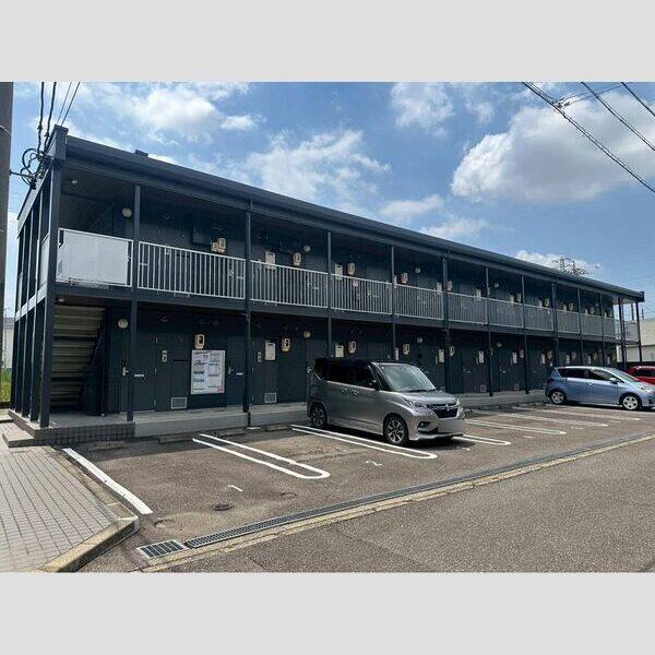 レオパレスKITAURA 建物画像