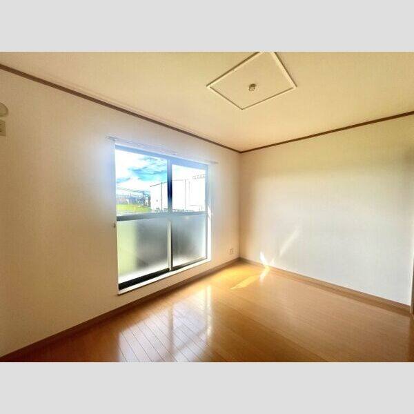 Garden Village B 室内写真9
