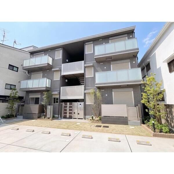 ロイヤルクラウン 建物画像