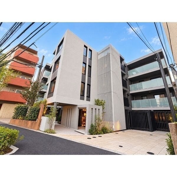 Lumina Court Takaido 建物画像
