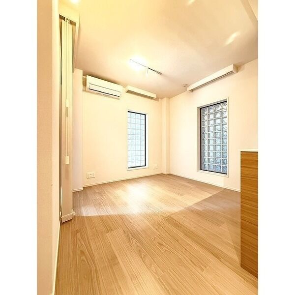 Lumina Court Takaido 室内写真1