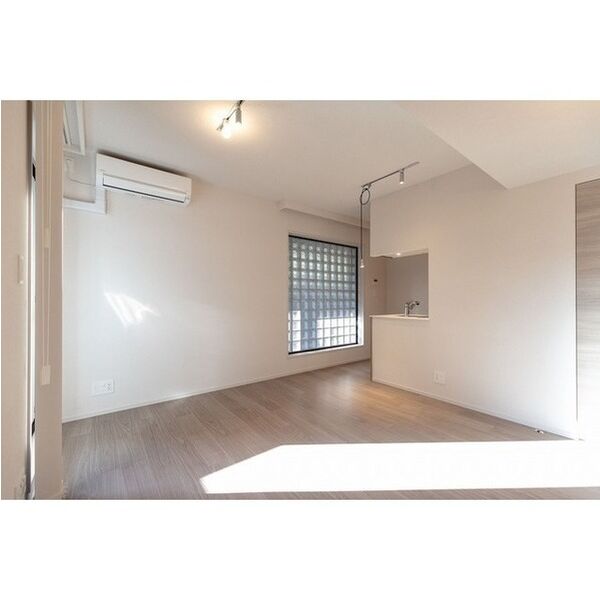 Lumina Court Takaido 室内写真1