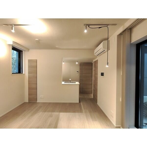 Lumina Court Takaido 室内写真1