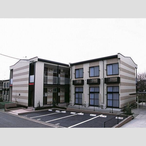 レオパレスエキノックスB 建物画像
