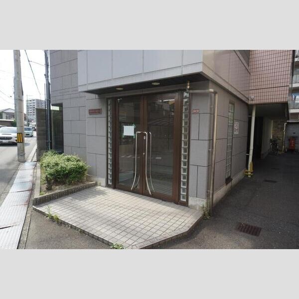 CHERRY AKUTA 室内写真1