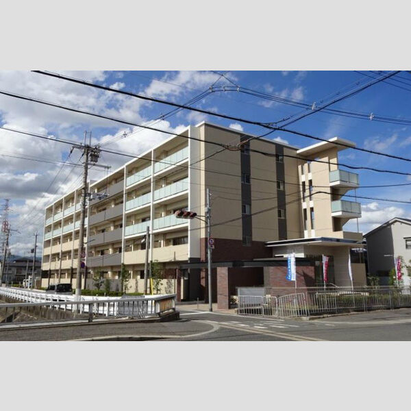 フロイデ川添