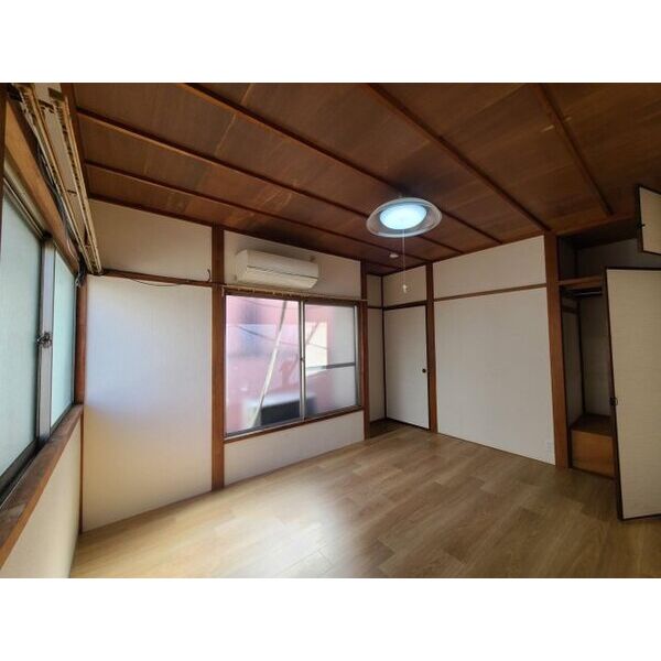 尼崎市常光寺丁目戸建 室内写真1