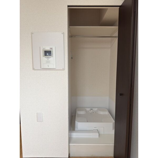 ライオンズマンション亀島 室内写真9