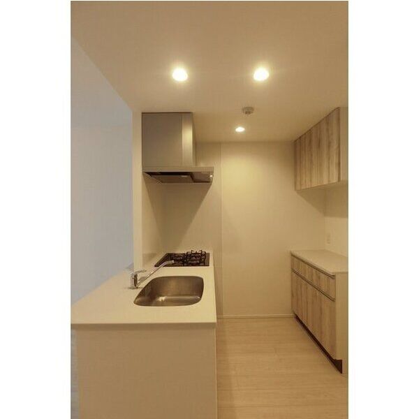 シーズンフラッツ菊川WEST 室内写真2