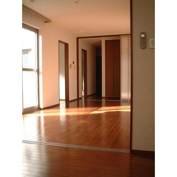 I-COURT 室内写真1
