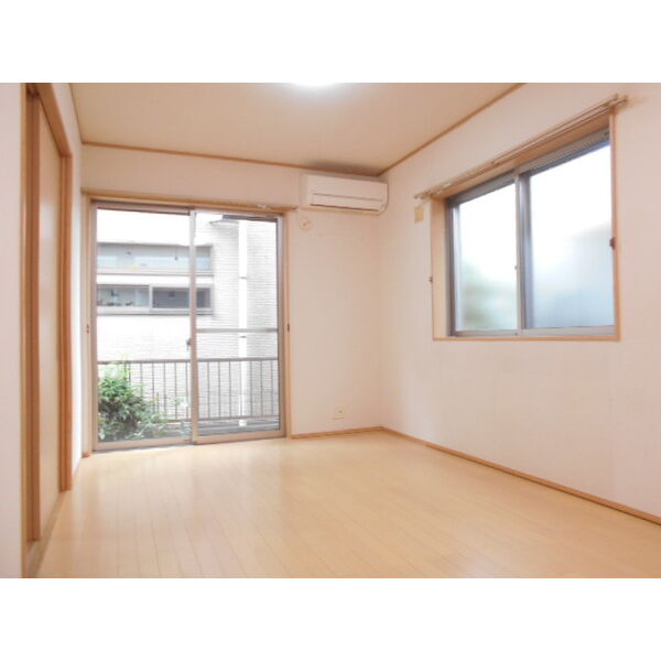 飯山満町戸建 室内写真1