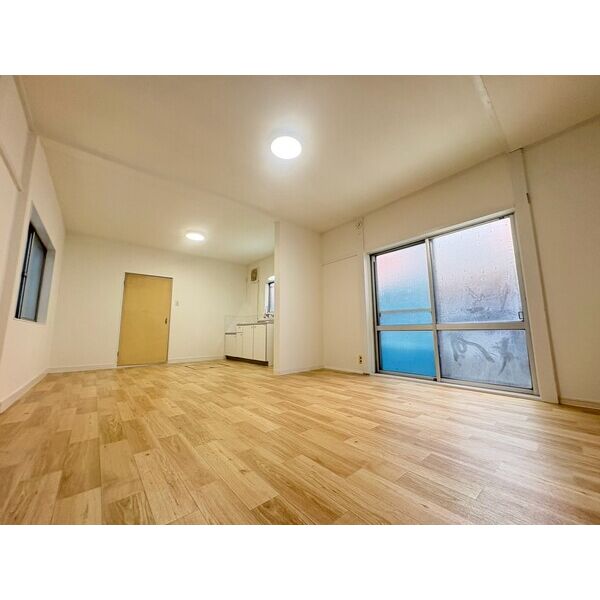 港区港陽3丁目戸建て 室内写真1