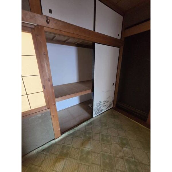 枚方市招堤大谷3丁目戸建 室内写真8