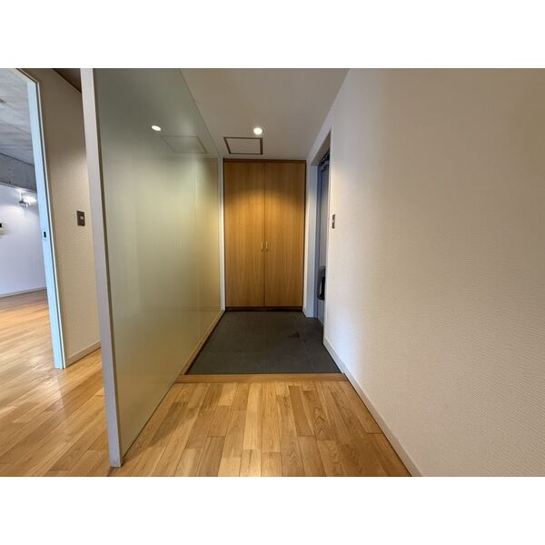 丸の内Terrace 室内写真1
