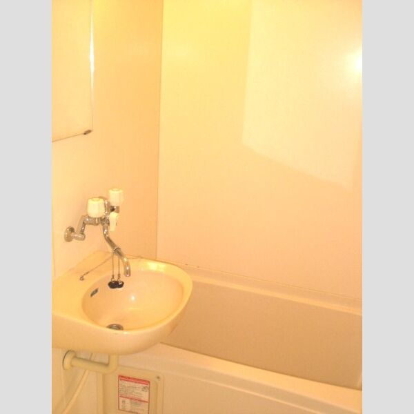 レオパレスヴェネッセ 室内写真5